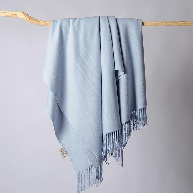 CUDDLE DREAMS Silk Throw Blanket with Hand-Knotted Fringe, Natural, Soft & Breathable (Blue)
