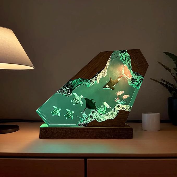 Epoxy Orca Ocean Resin Lamp, Handmade Resin Night Light with USB Port, Multi-Color LED Light, Ideal Home Bedroom Decor, Marine Biology Gifts for Birthday, Unique Orca Gifts for Men and Women (10"x6")